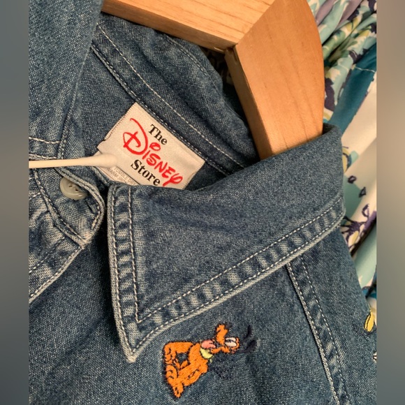 Mickey Mouse Button Up - Picture 4 of 7